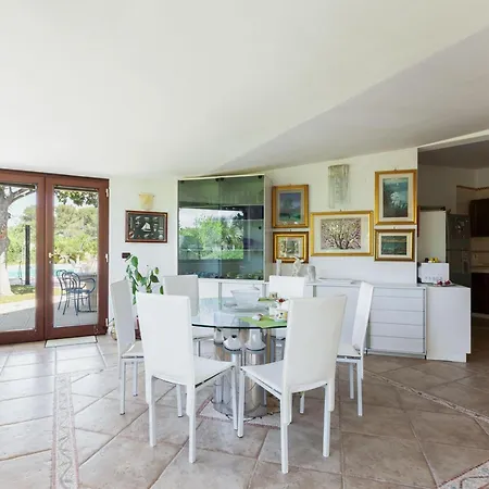 Carmen With Garden And Pool - Happy Apartment